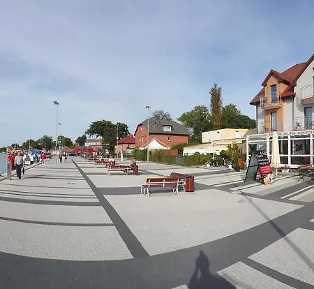 Nocleg ze śniadaniem Nautica Mrzeżyno